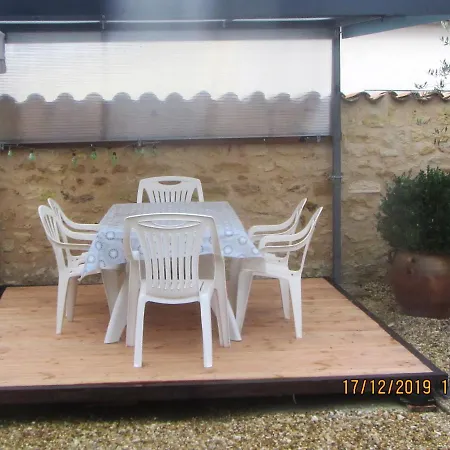 Holiday home House With 3 Bedrooms In With Enclosed Garden Epargnes