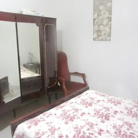 Holiday home House With 3 Bedrooms In With Enclosed Garden *