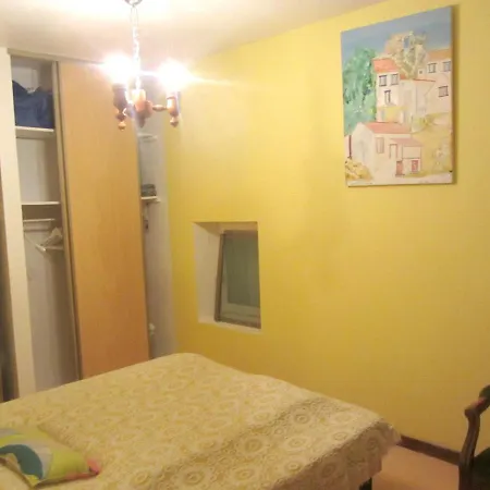 Holiday home House With 3 Bedrooms In With Enclosed Garden Epargnes